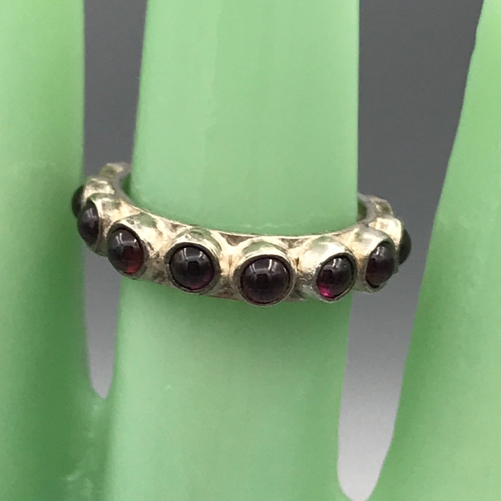 Sterling Silver Eternity Ring Size 5 with 13 Cabochon Garnets